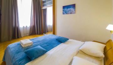 Затишна квартира на Майдані Незалежності (2)